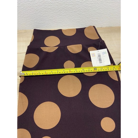 LulaRoe  Women Skirt Size: XS Stretch Pencil Style Purple Witn Beige Polka Dot - Picture 3 of 4